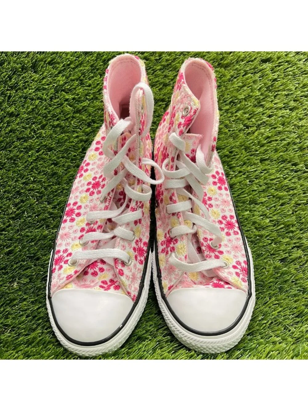 Converse Chuck Taylor All Star High Girls Size 6Y Pink Athletic Shoes Sneakers